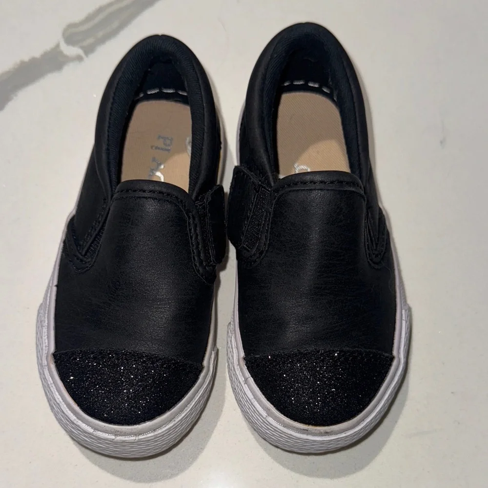 Children’s Place Girls Black Slip On Sneakers 7